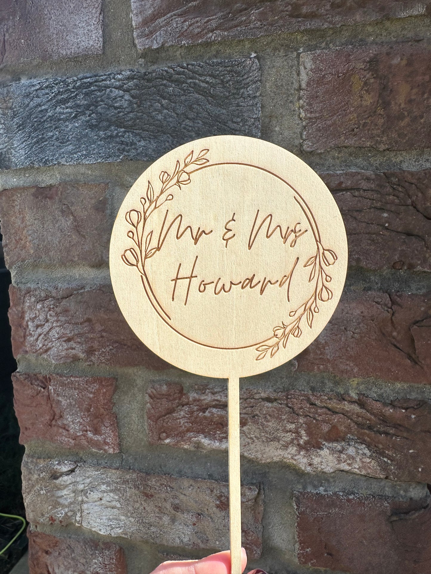 Circle Foliage Cake Topper