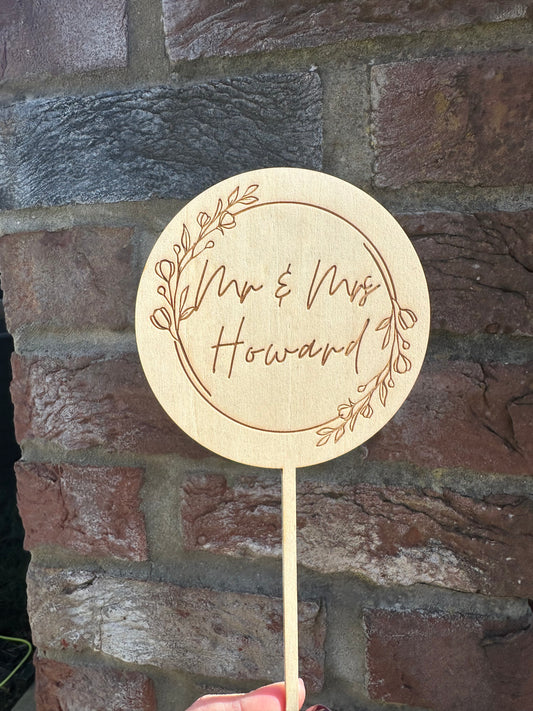 Circle Foliage Cake Topper